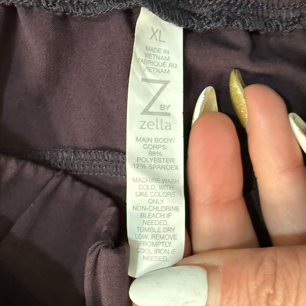 Z by Zella Eggplant Dark Purple Take A Hike Workout Shorts size XL NEW Tags - Picture 4 of 13